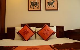 Khách sạn Phoenix Legend